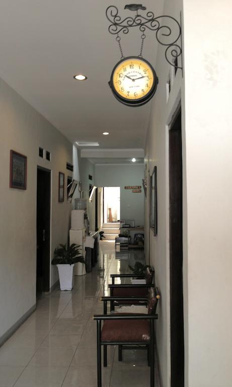 Elenor's Home Bandung Exteriör bild